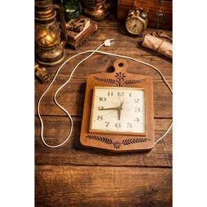 Vintage 1950/60s General Electric Kitchen Wall Clock Model 2146 Farmhouse USA